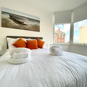princess-theatre-beach-view-apartments.hotelsin-chester.com/